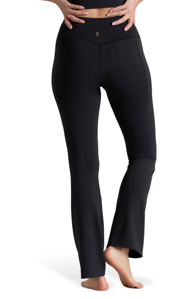 Rhone Revive Pocket Flare Leggings, Alternate, color, Black