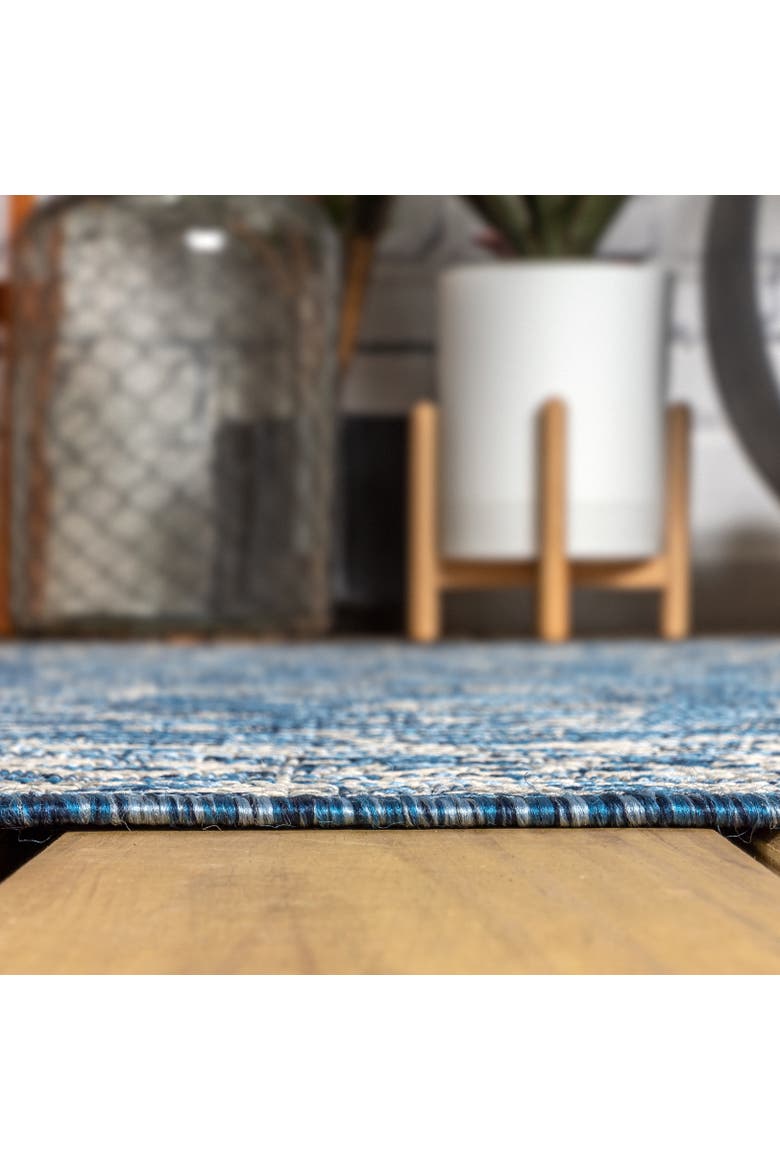 Palazzo Vine and Border Textured Weave Indoor/Outdoor Rug, Alternate, color, Navy/Gray