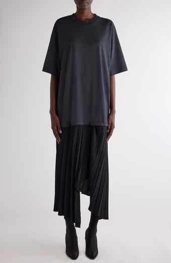 Tape Type Logo Pleated T-Shirt Dress