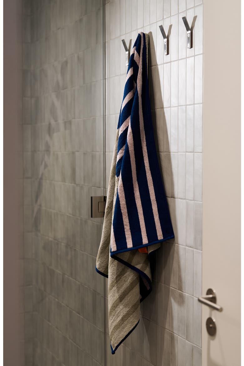 Block Swap Stretch Bath Towel, Alternate, color, NAVY/ PINK/ KHAKI