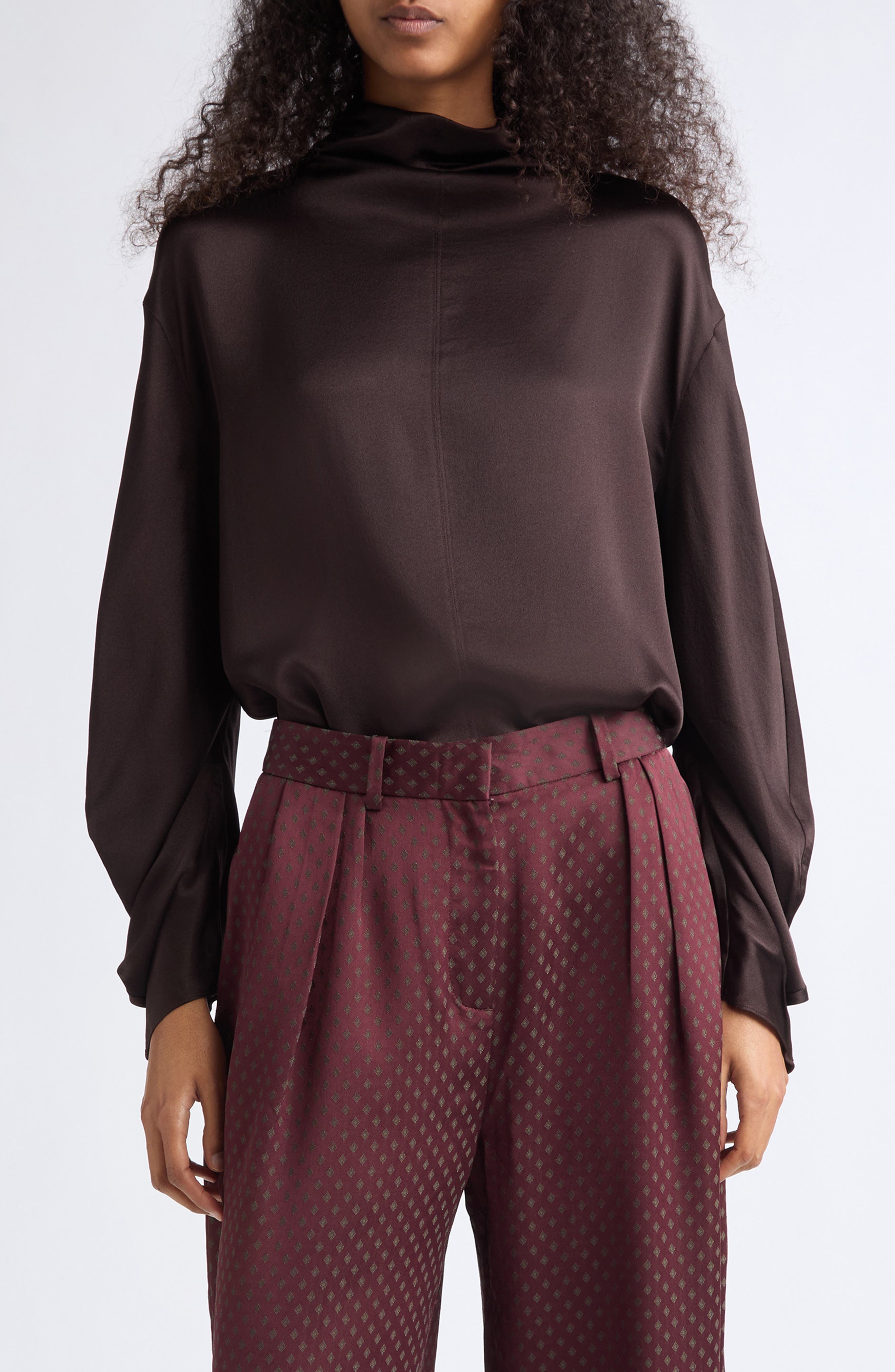 selected GRAPE BURGUNDY