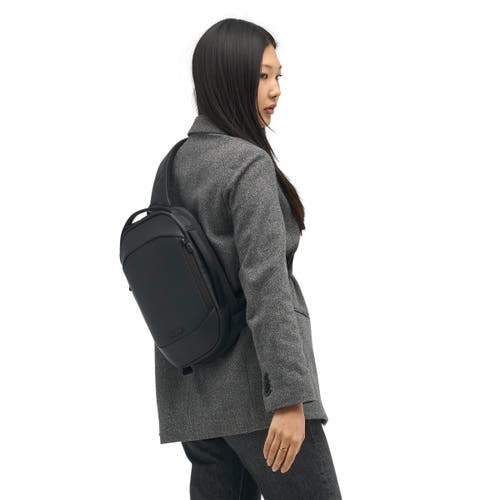 Nomatic Navigator Rs Sling 6l In Black