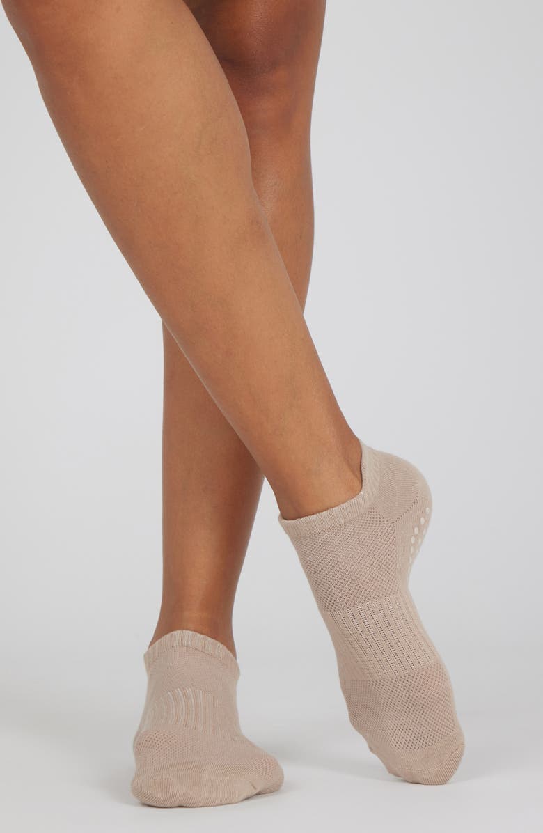 YOGALICIOUS 3-Pack Pilates Socks, Alternate, color,