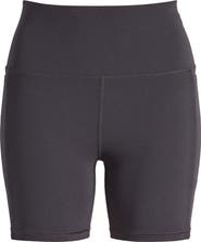 Vuori Studio Pocket Shorts