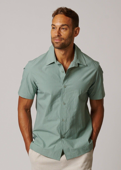 Leisure Lab Short Sleeve Cotton Button Up In Pistachio