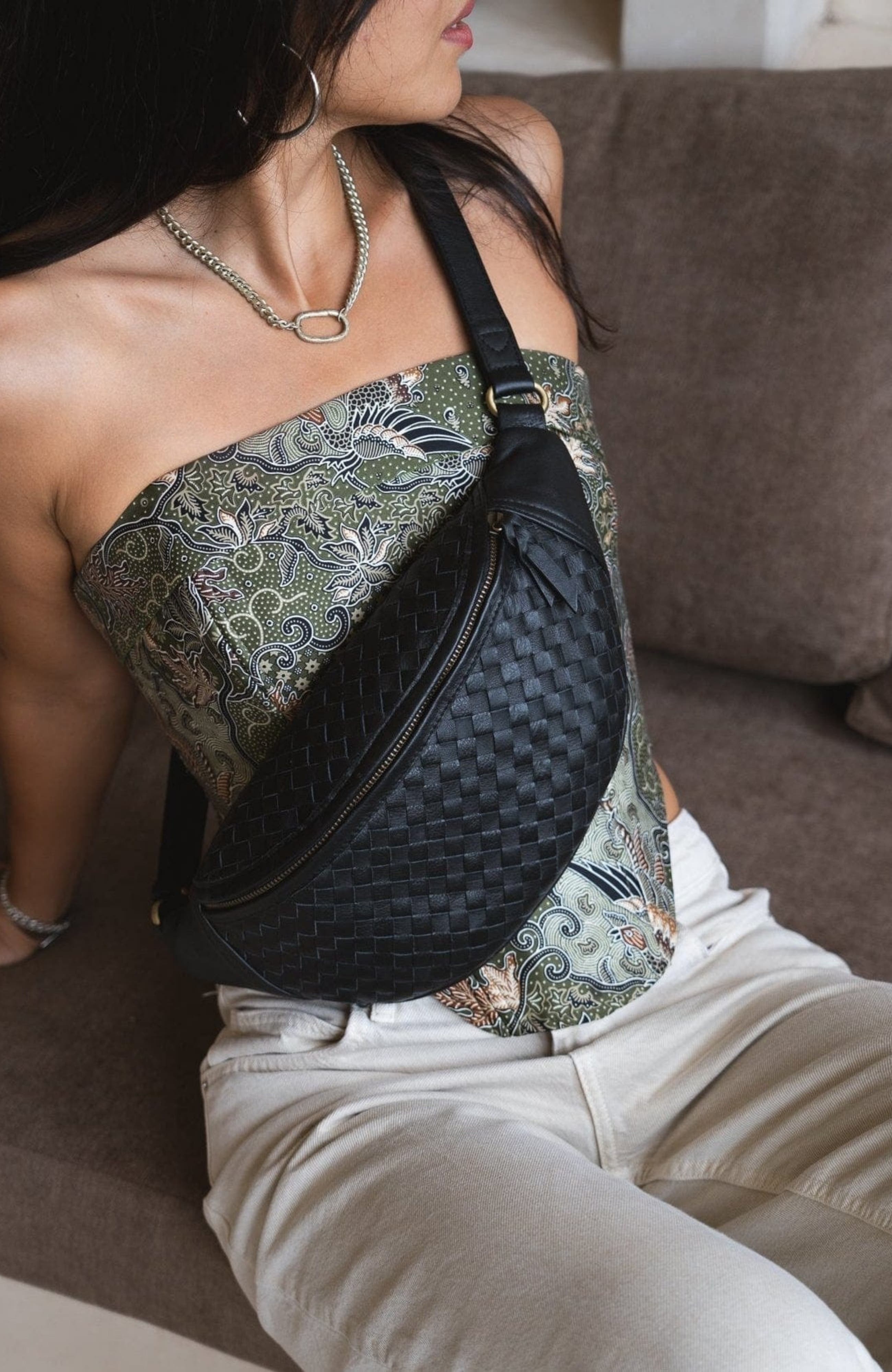 Mandrn Woven Leather Crossbody Bag, Alternate, color, Black