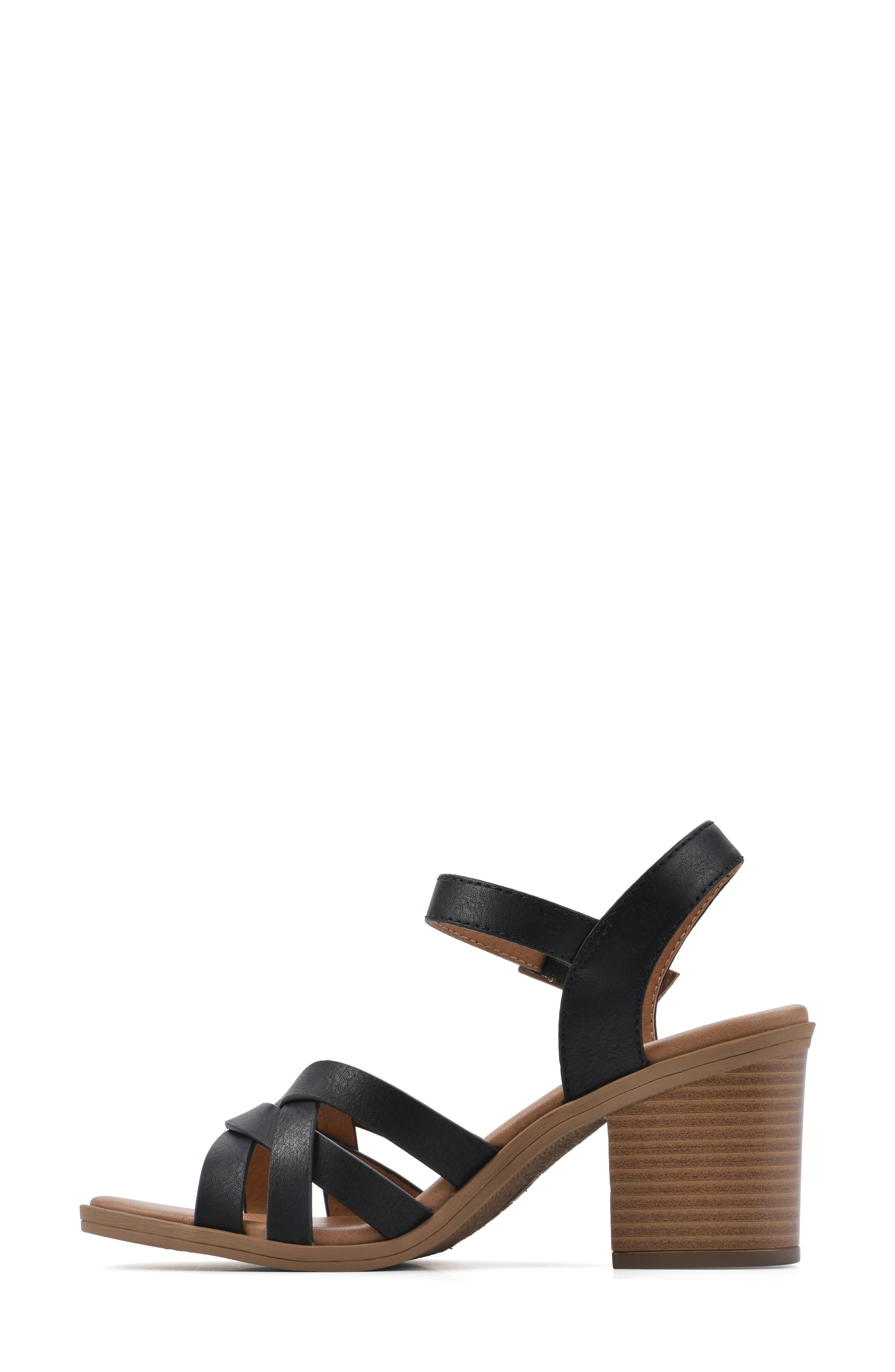 White Mountain Footwear Bergen Block Heel Sandal, Alternate, color, 
