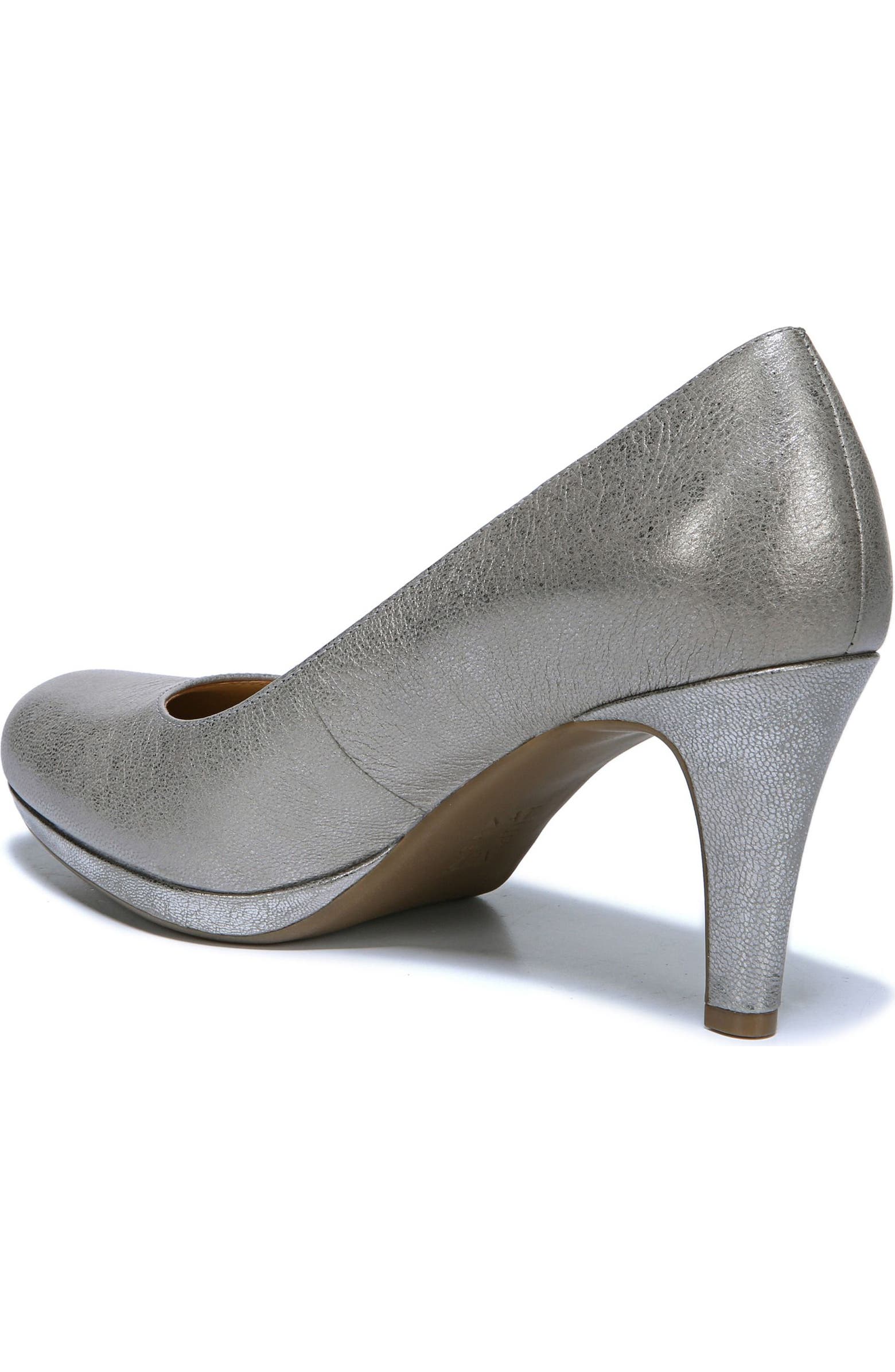 Naturalizer 'Michelle' Almond Toe Pump (Women) | Nordstrom