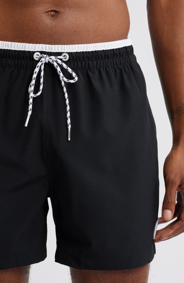 Chubbies The Capes 5.5-Inch Classic Swim Trunks, Alternate, color, 