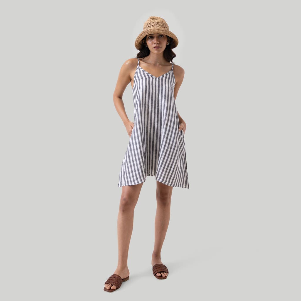 Reistor Women's White Short Striped Tent Dress With Back Tie In Black And White Stripes