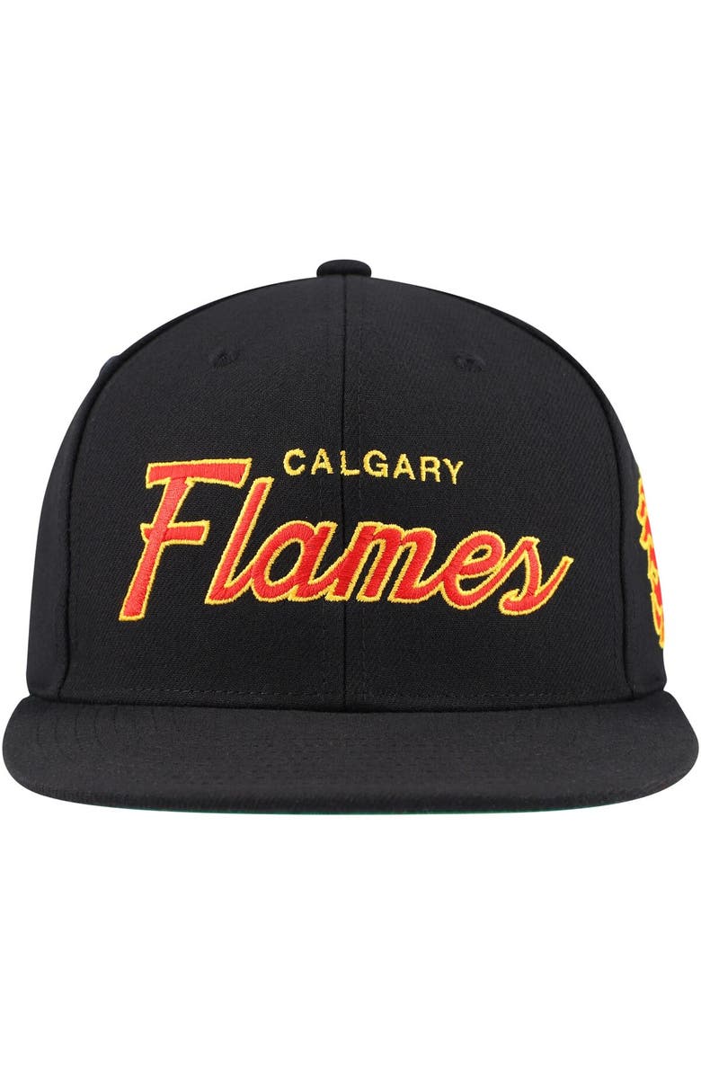Mitchell & Ness Men's Mitchell & Ness Black Calgary Flames Core Team Script 2.0 Snapback Hat, Alternate, color, Black