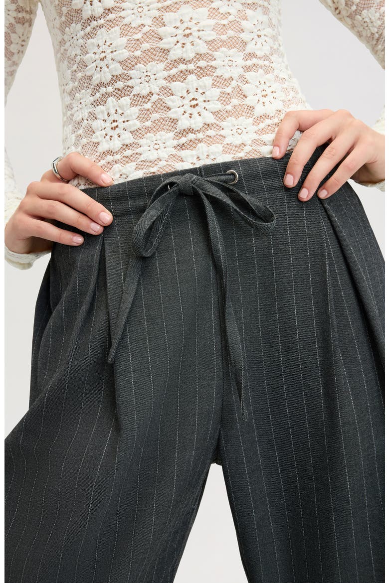 Pinstripe Pleated Wide Leg Pants, Alternate, color, GREY PINSTRIPE