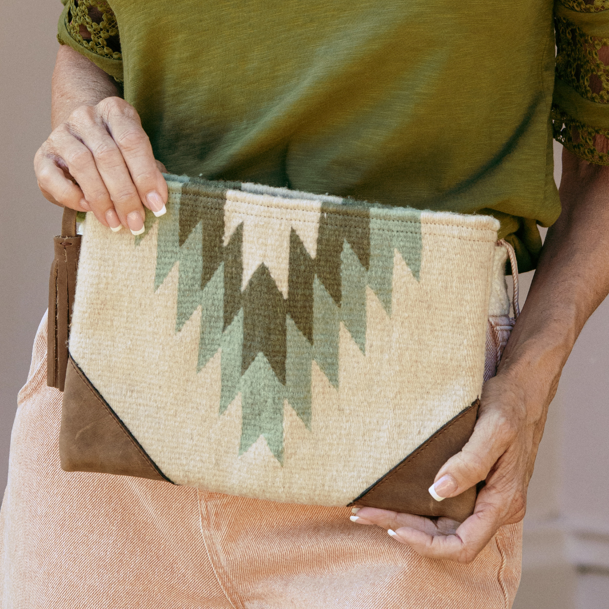 Amasouk Hoja Nueva Clutch, Alternate, color, Beige