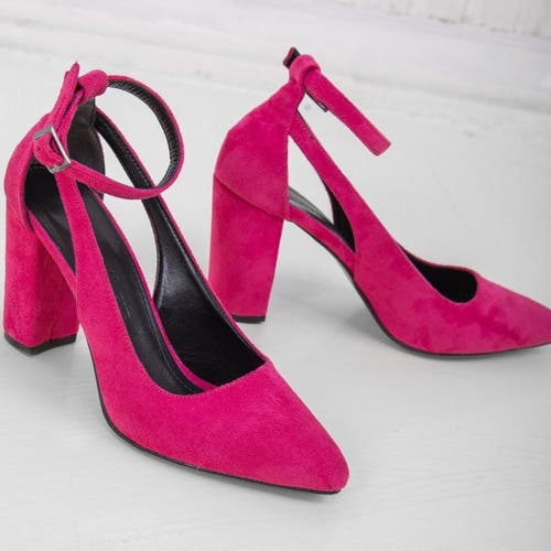 FOREVER & ALWAYS SHOES FOREVER & ALWAYS SHOES COLETTE POINTED TOE HIGH BLOCK HEELS 