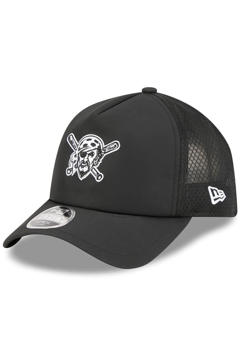 Men's New Era Black Pittsburgh Pirates 2026 Batting Practice Alternate Apex 9FORTY Adjustable Hat, Main, color, Black