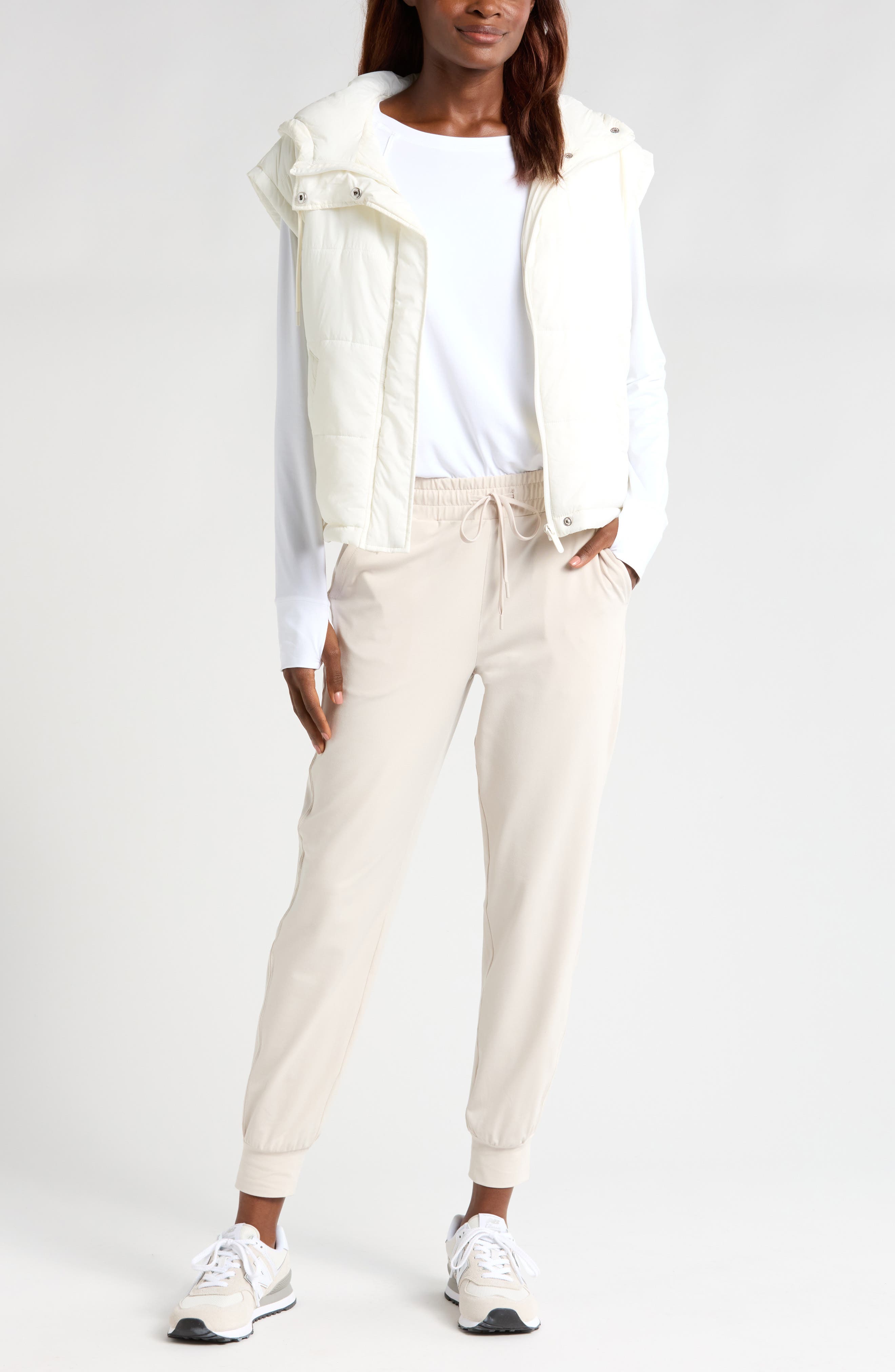 Move In Pocket Joggers - image 4