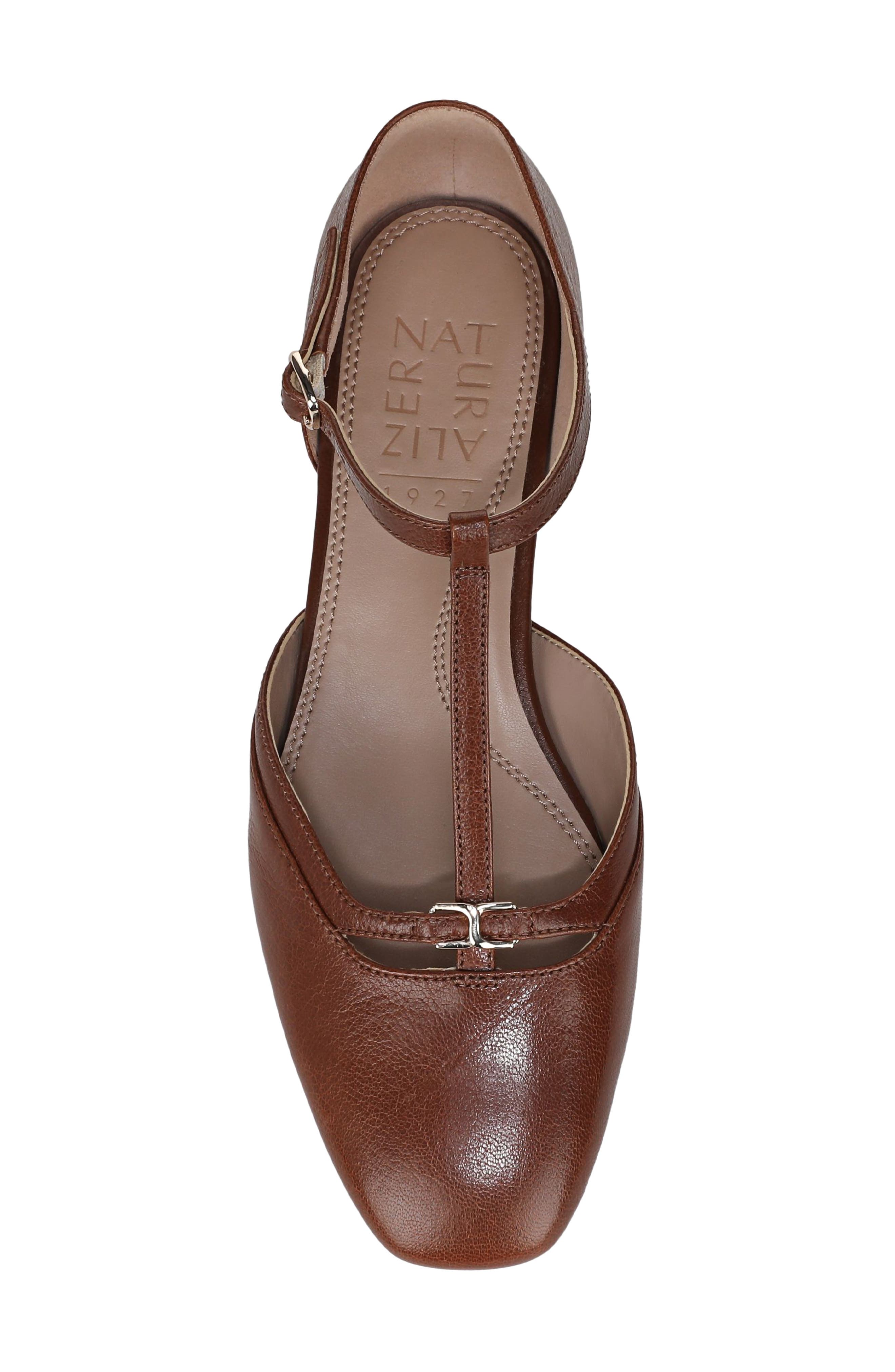 Naturalizer Caresse T-Strap Flat, Alternate, color, Caramel Lea