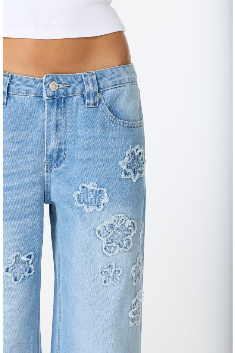 Maya Floral Appliqué Mid Rise Ultra Wide Leg Jeans, Alternate, color, VINTAGE WASH