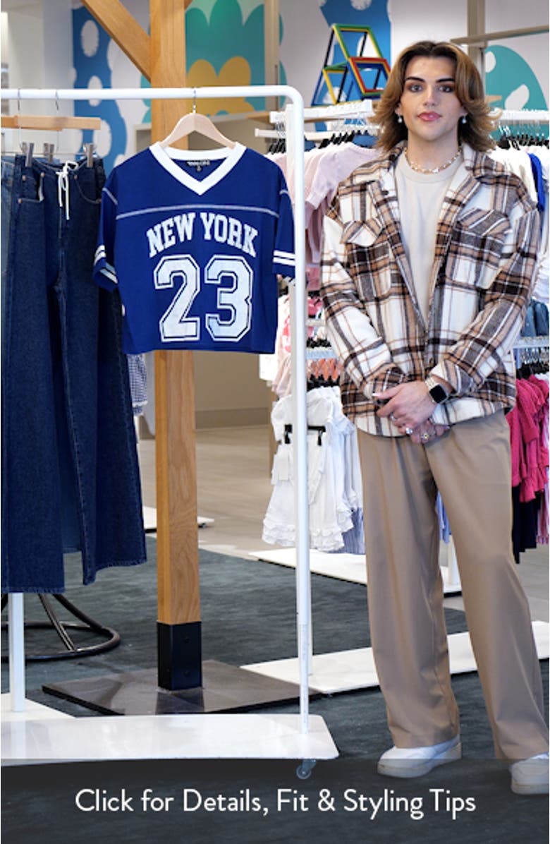 New York 23 Graphic Football T-Shirt, sales video thumbnail