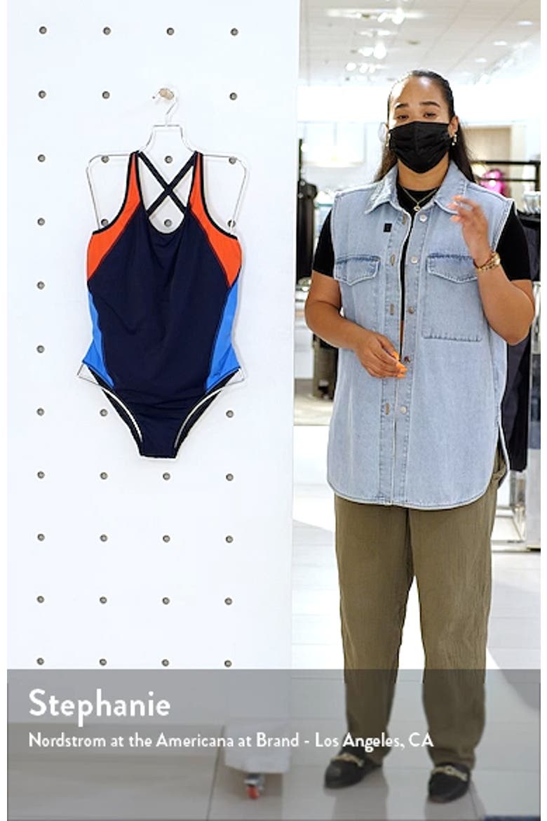 Freestyle Underwire Molded One-Piece Swimsuit video