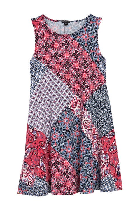 Scoop Neck Sleeveless Dress