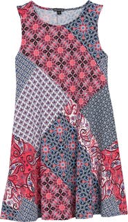 Nina Leonard Scoop Neck Sleeveless Dress