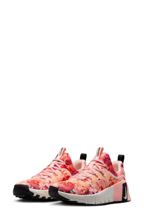 Metcon 6 AMP Training Shoe (Women)