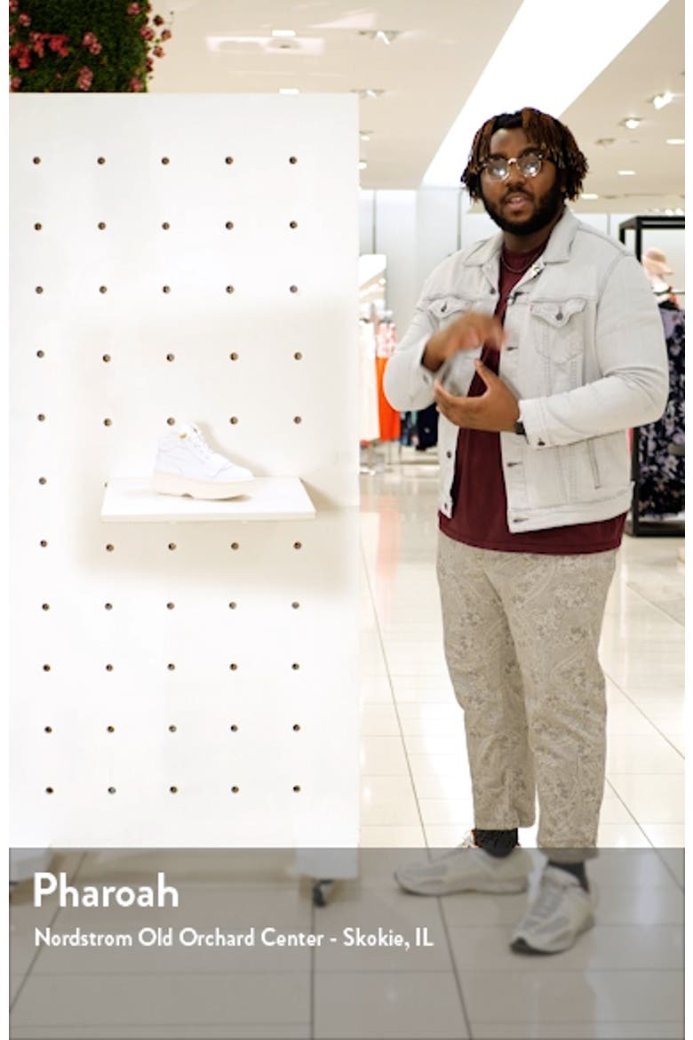 Deva Sneaker video