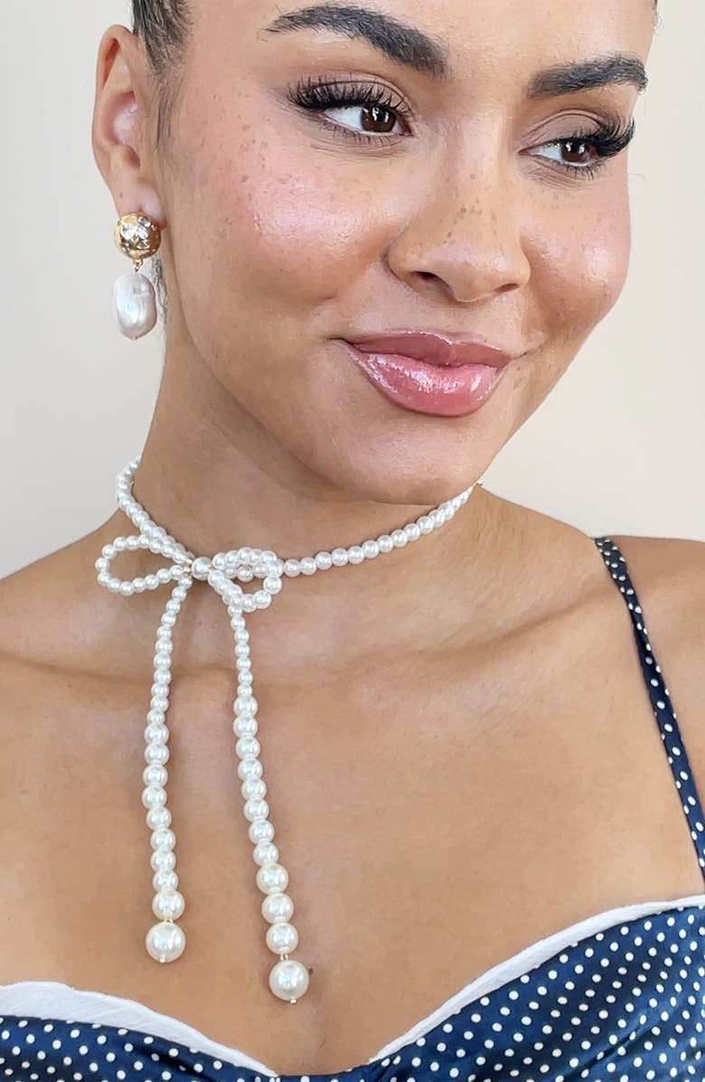 Ettika Faux Pearl Bow Choker Necklace, Alternate, color, Gold