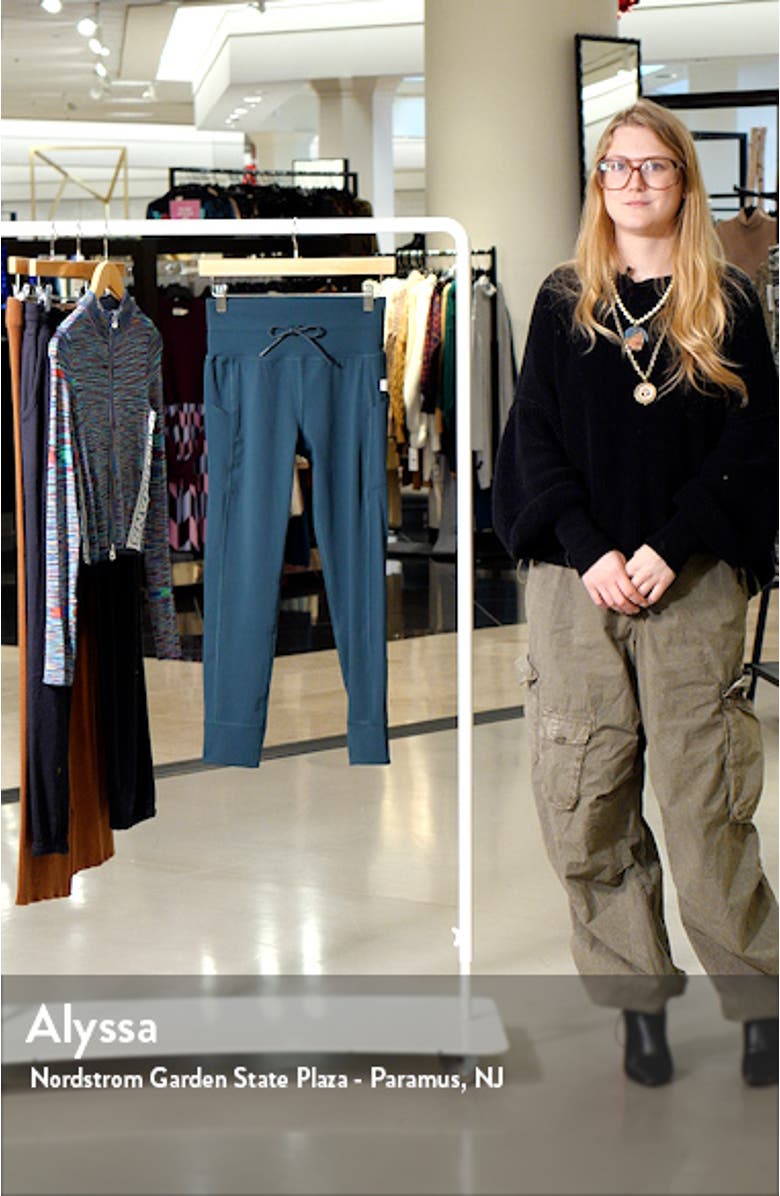 Daily Pocket Leggings, sales video thumbnail