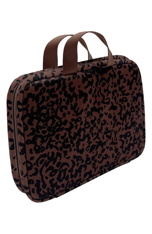 Mytagalongs Everleigh Hanging Toiletry Bag In Brown