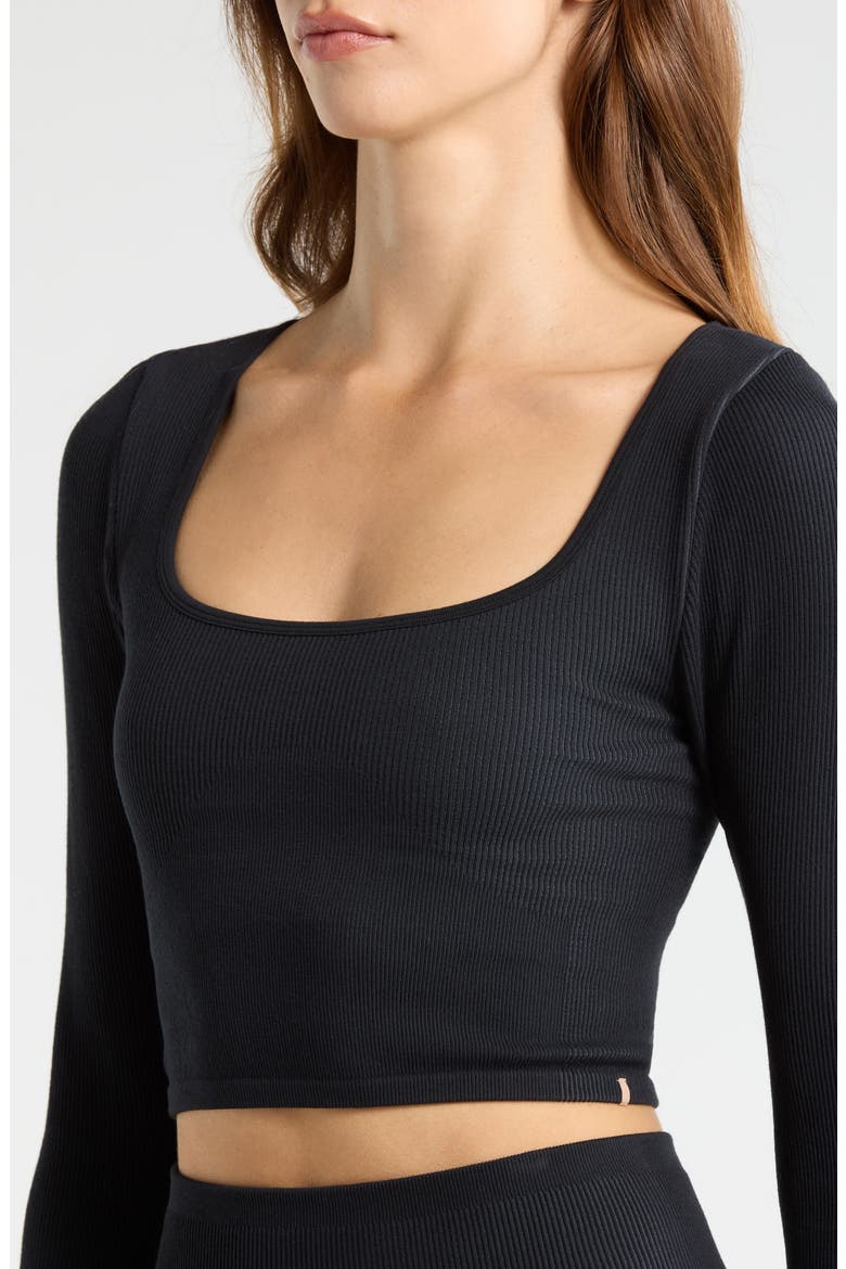 Seamless Flow Long Sleeve Pajama Top, Alternate, color, IMMERSED BLACK