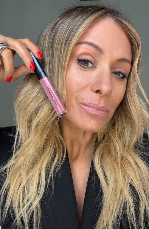 Gee Beauty Nourishing Lip Gloss In Cher