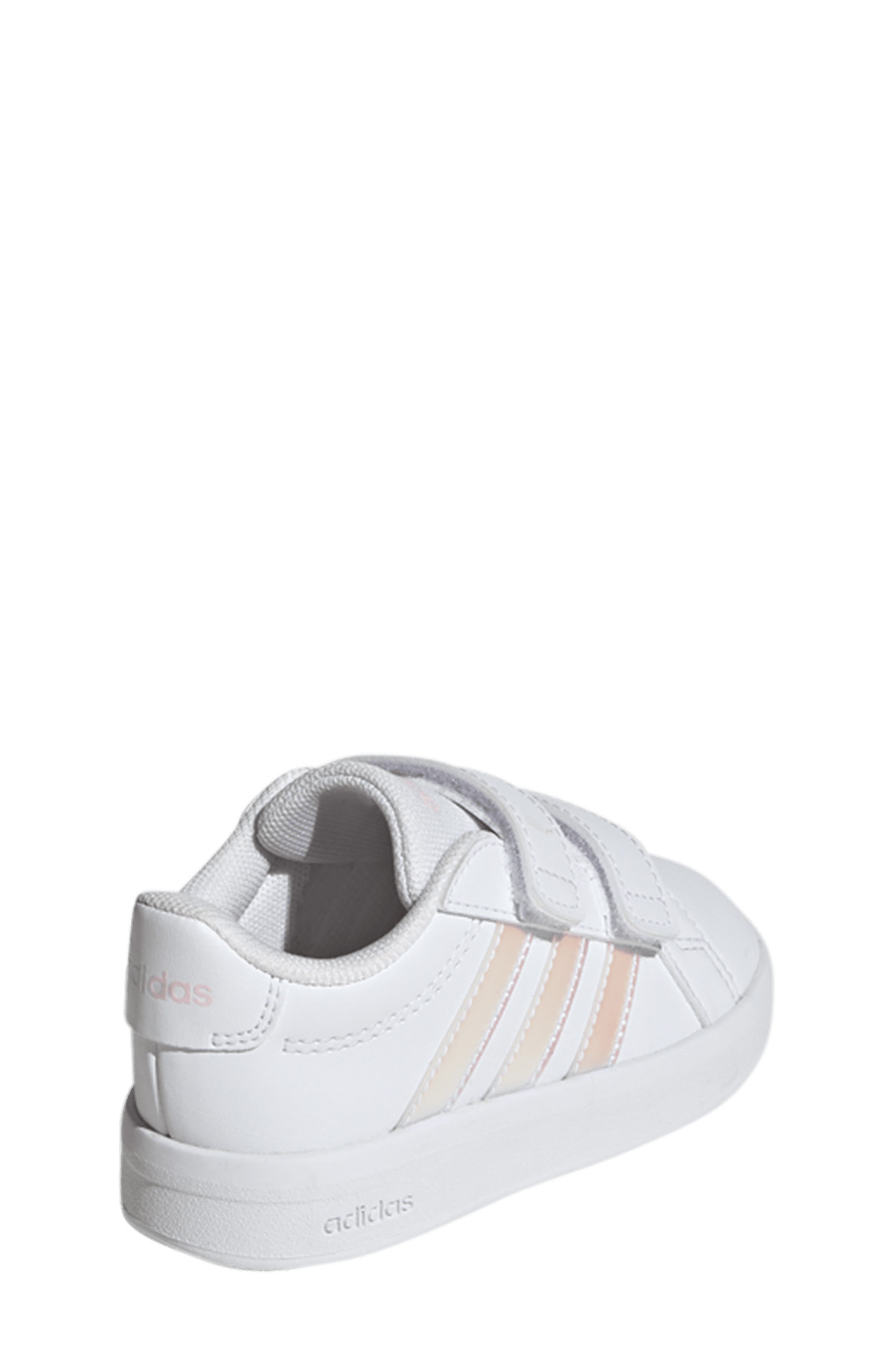 adidas Kids' Grand Court 3.0 CF Sneaker, Alternate, color, Footwear White/ Iridescent