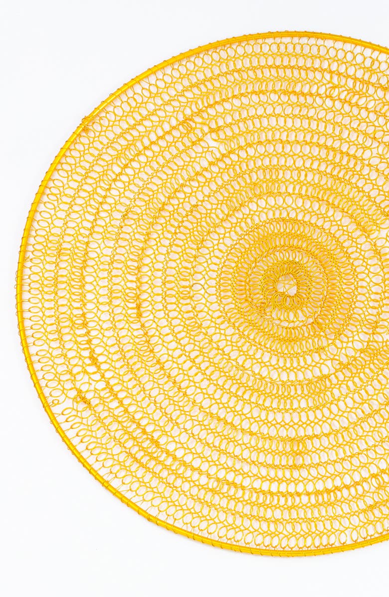 Tiramisu Sunlace Spiral Metal Placemat, Alternate, color, Gold