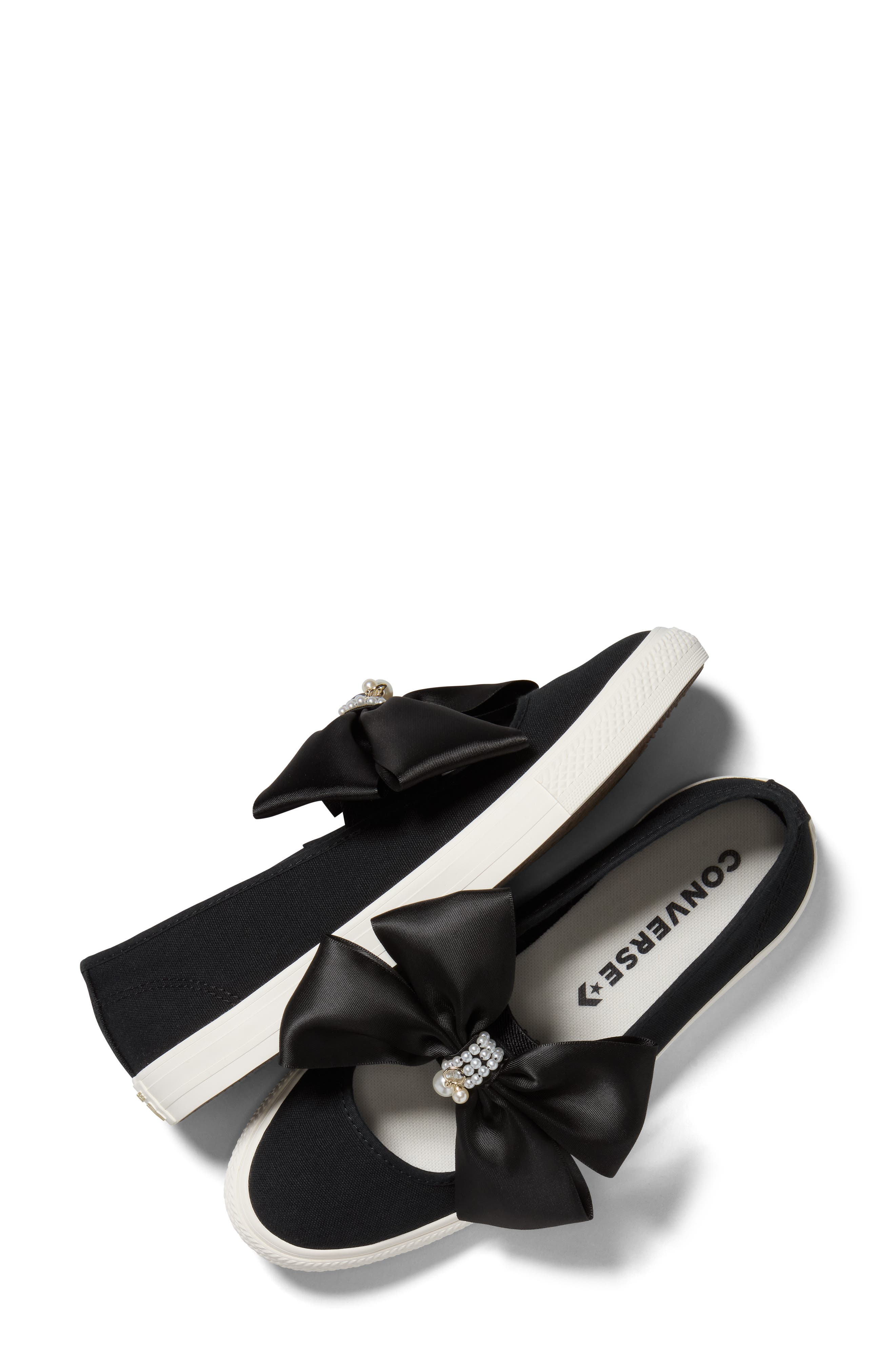 Converse Chuck Taylor<sup
®</sup
 All Star<sup
®</sup
 Dainty Bow Sneaker, Alternate, color, Black/ Egret/ Gold