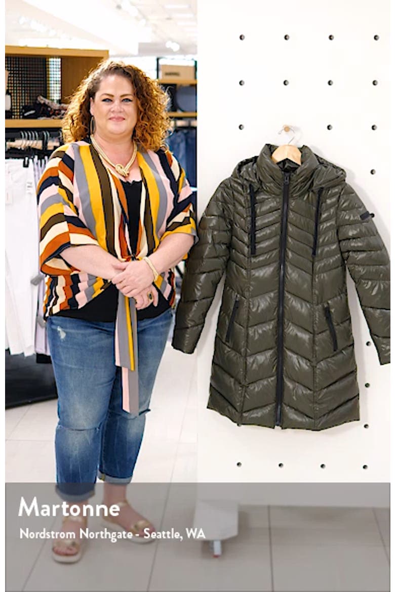 Hooded Puffer Jacket video