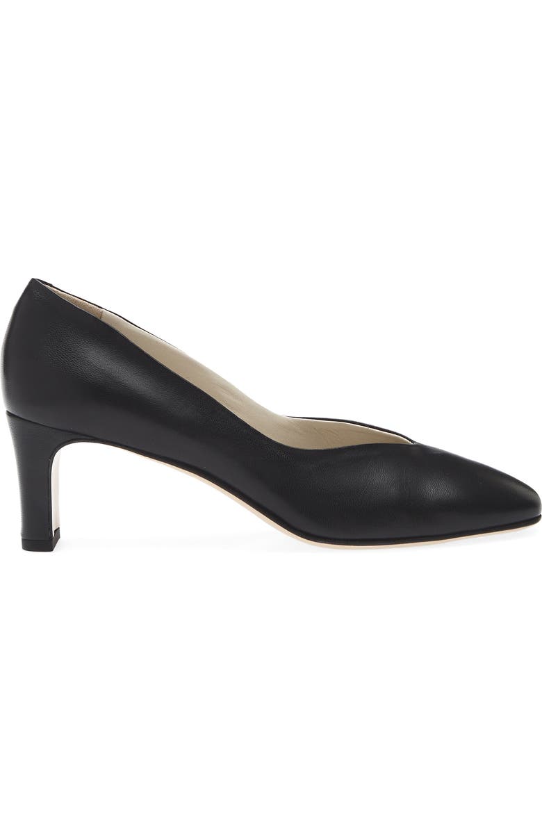 Amalfi by Rangoni Scilla Pump, Alternate, color, Black