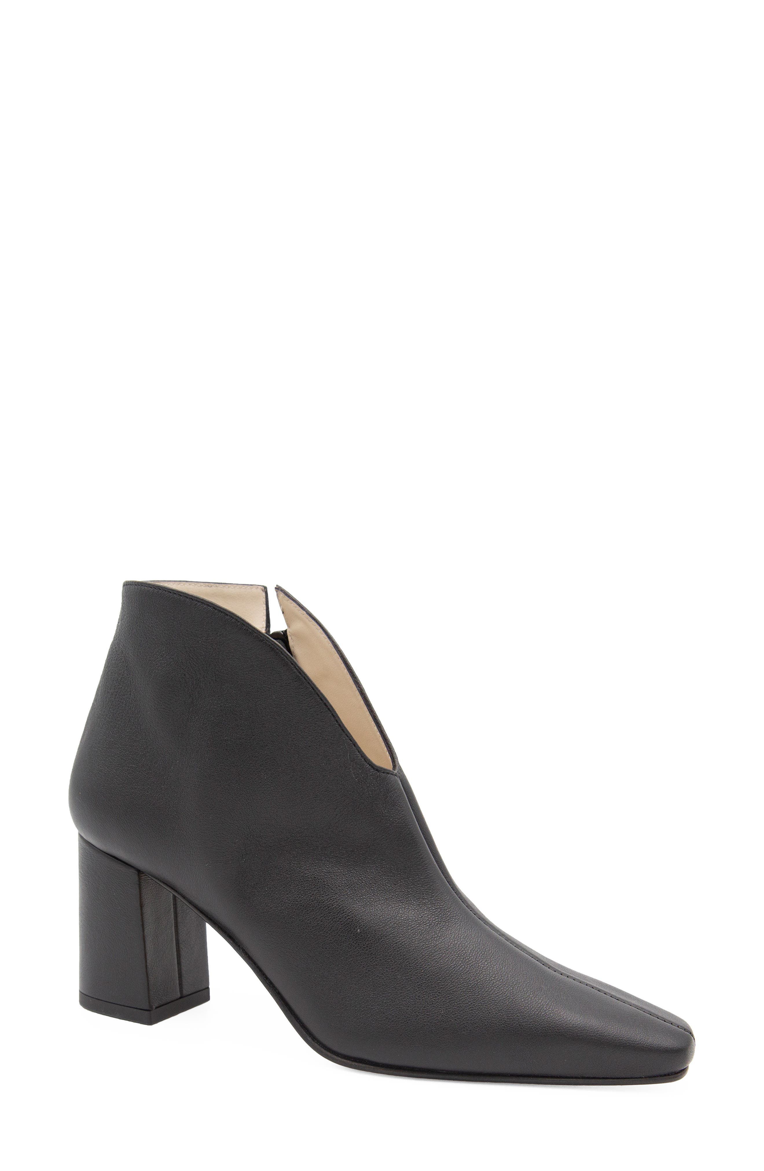 Amalfi by Rangoni Faina Block Heel Bootie, Main, color, 