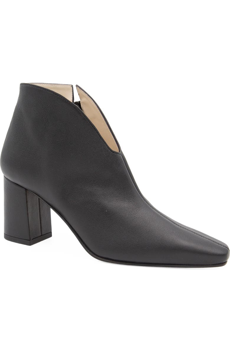 Amalfi by Rangoni Faina Block Heel Bootie, Main, color,