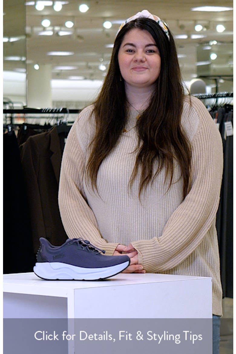 Arahi SR Sneaker video