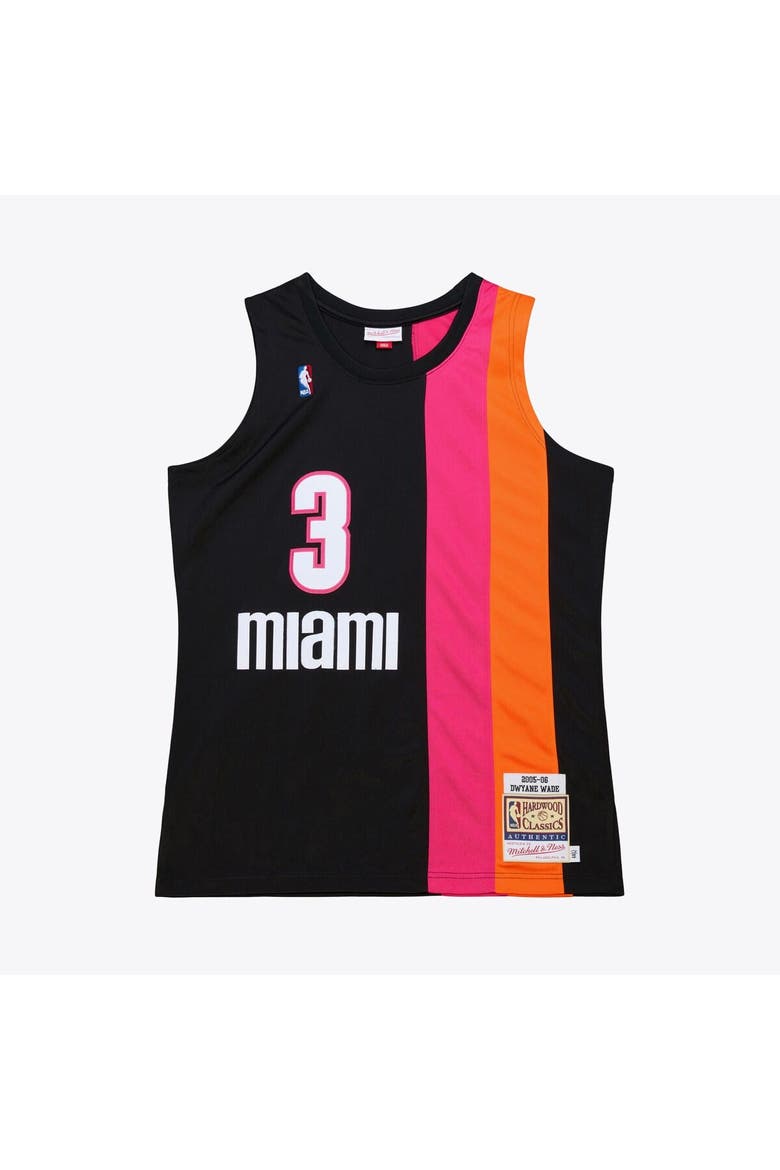 Men's Mitchell & Ness Dwyane Wade Black Miami Heat 2005-06 Hardwood Classics Authentic Jersey, Main, color, Black