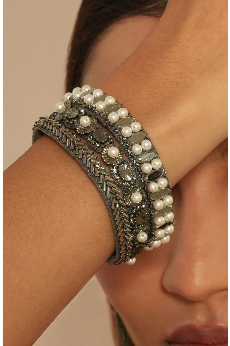 Ascancia Cuff Bracelet, Alternate, color, GUNMETAL
