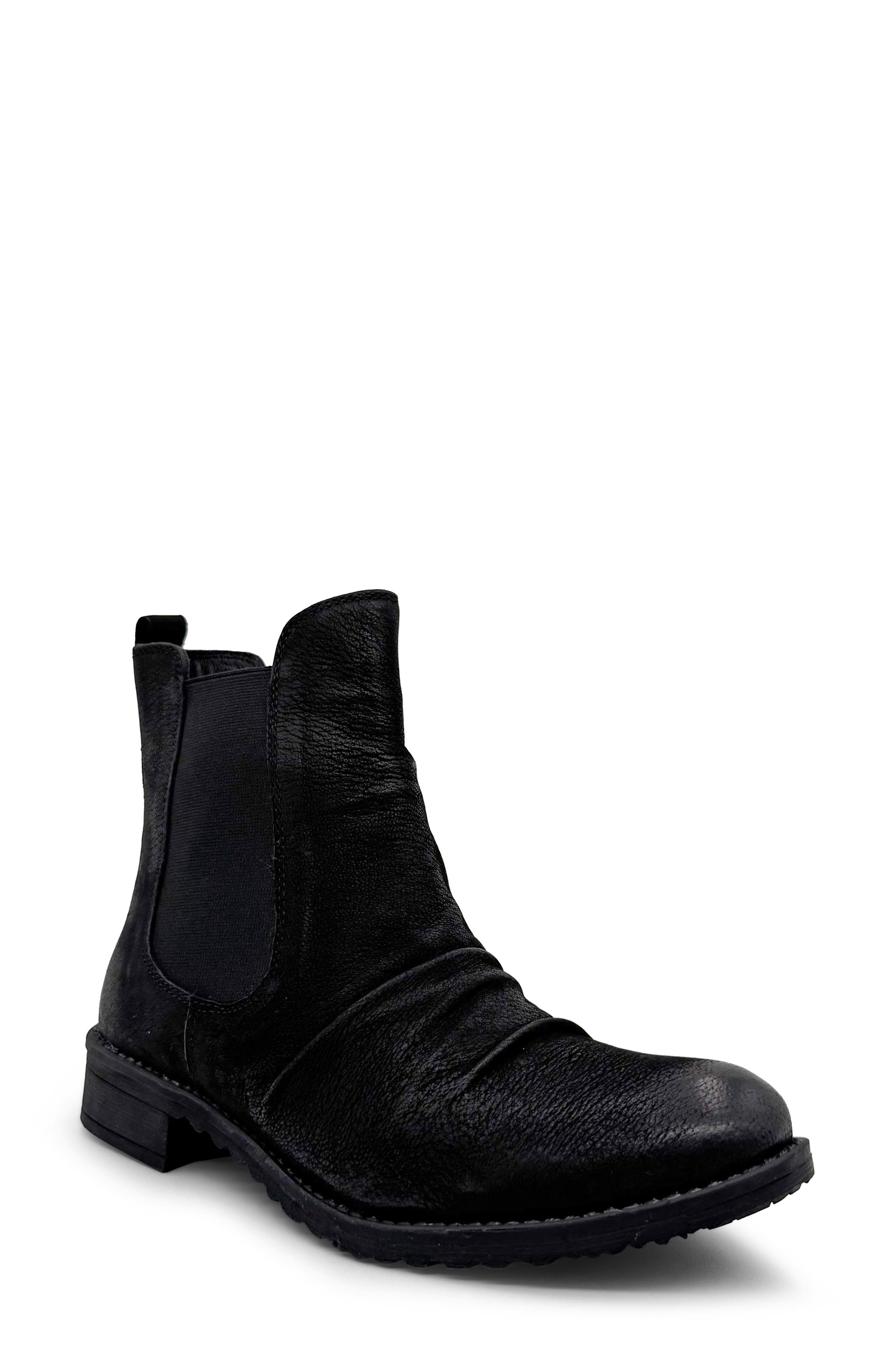 CHELSEA CREW Trail Chelsea Boot
