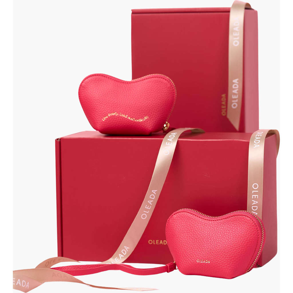 Oleada Mini Le Coeur Pouch In Red