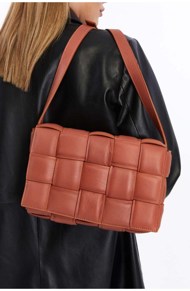 FURNIQ UK Hoxton Woven Suede Handbag, Alternate, color, Cognac Brown