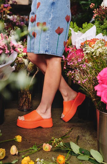 Dayspring Platform Slide Sandal