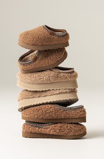 Tasman Maxi Curly Genuine Shearling Slipper