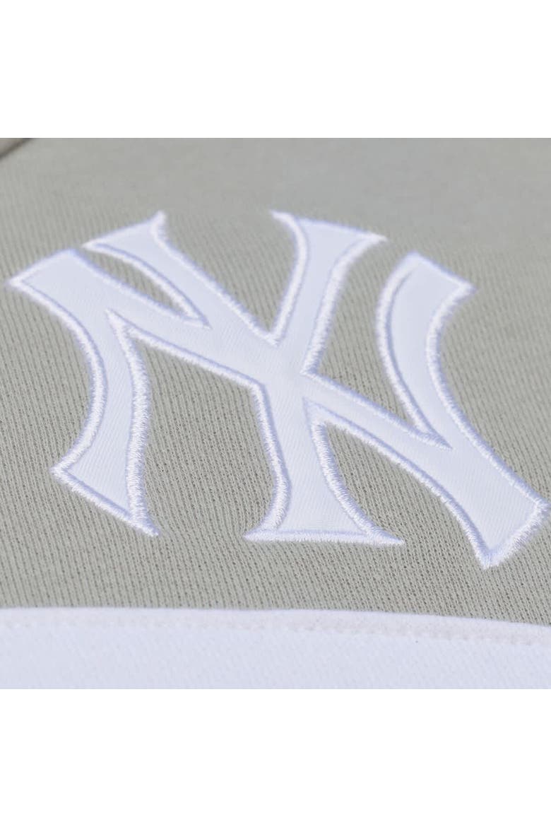 Men's Mitchell & Ness  Gray New York Yankees Cooperstown Collection Thunderstorm Head Coach Hoodie, Alternate, color, Gray