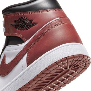 Air Jordan 1 Mid Sneaker